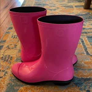 Pink Ugg Shaye women’s rain boots